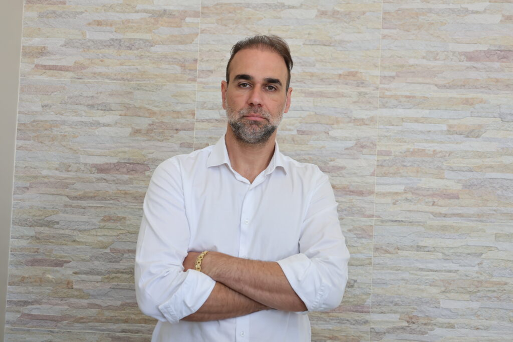 Debate sobre escala 6×1 ignora entraves estruturais da economia, avalia CDL Chapecó