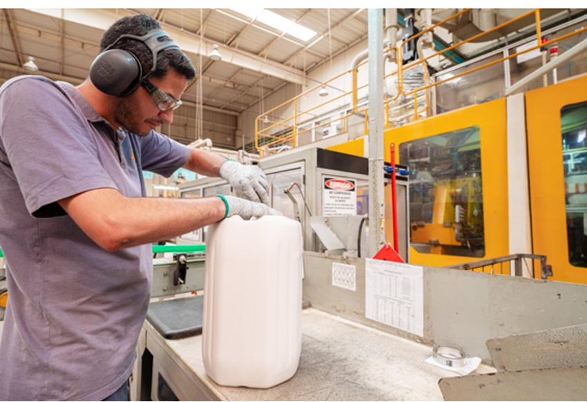 Reciclagem ganha força com alta do petróleo