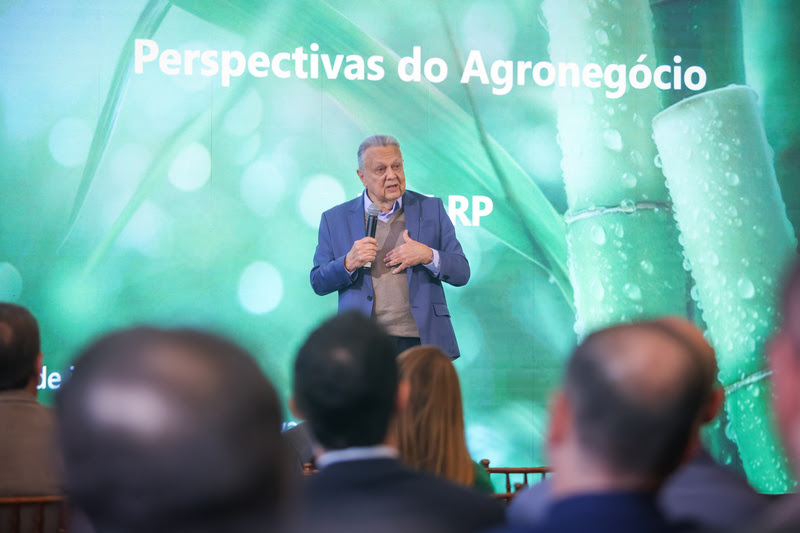 Roberto Rodrigues pede resiliência ao agro